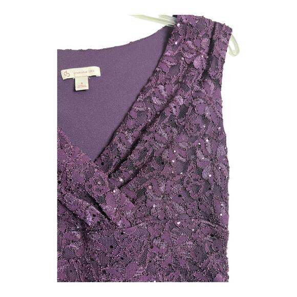 Purple Lace Cocktail Dress 4 Wiggle Holiday bodycon Hourglass Festive Plunging - Picture 6 of 9